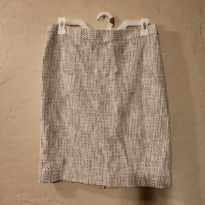 J.CREW No. 2 Pencil Skirt White And Grey Print Size 6